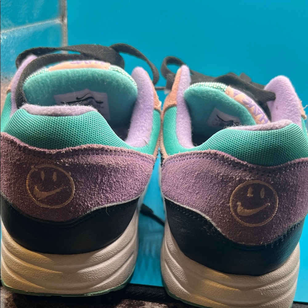 Nike Air Max 1 Have a Nike DayPastel Mesh &Suede in Mint, Pink, Lavender & Black - Picture 4 of 4